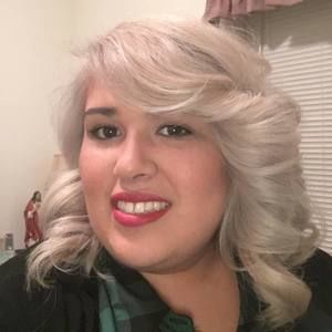 Meet your Posher, Rebeca